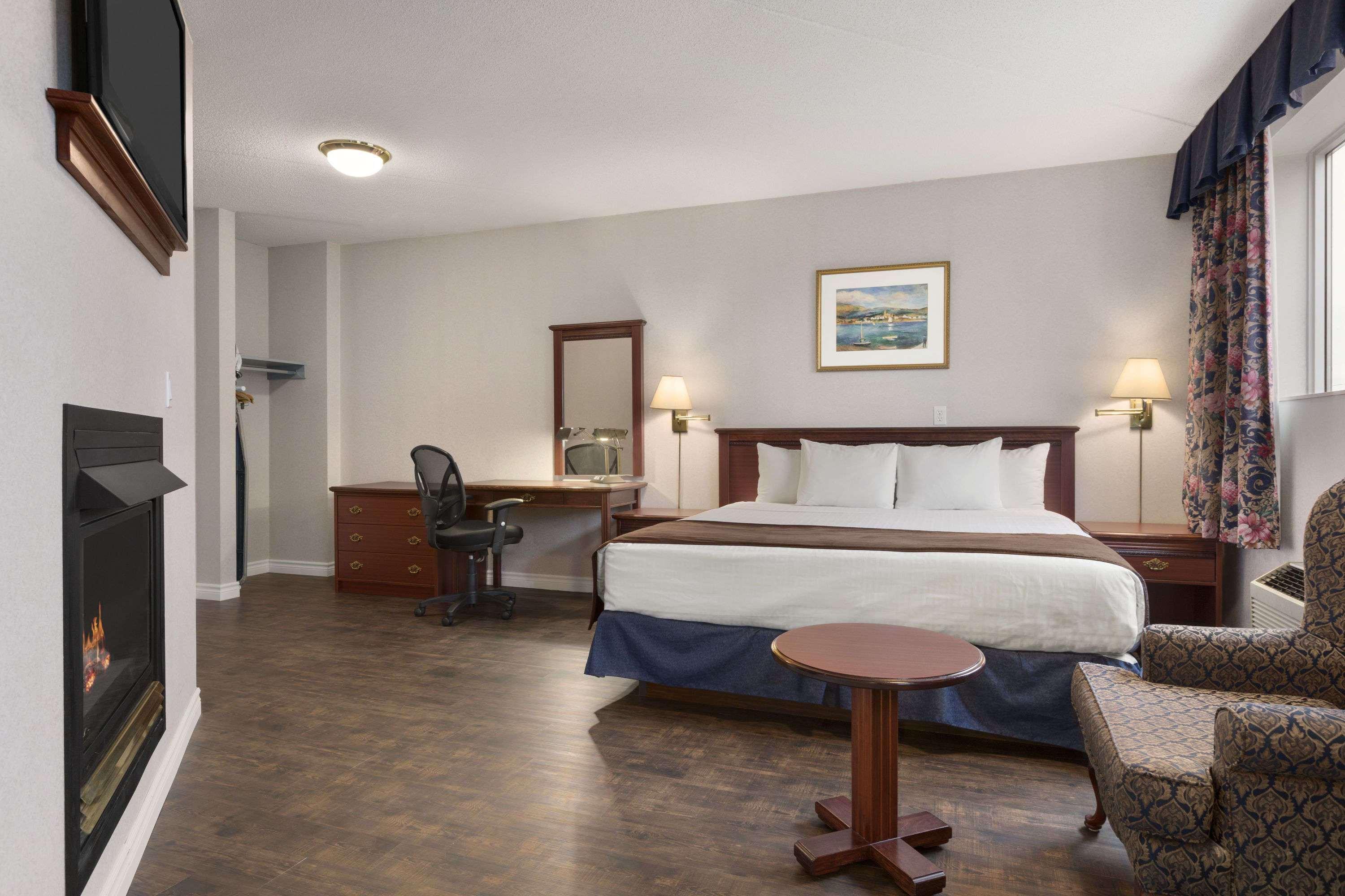 Days Inn By Wyndham Brockville Exterior foto