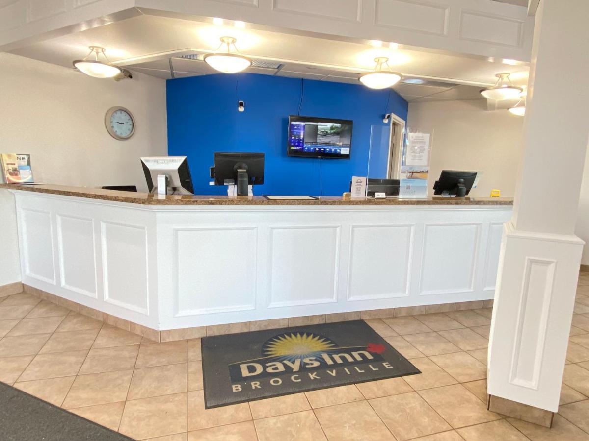 Days Inn By Wyndham Brockville Exterior foto